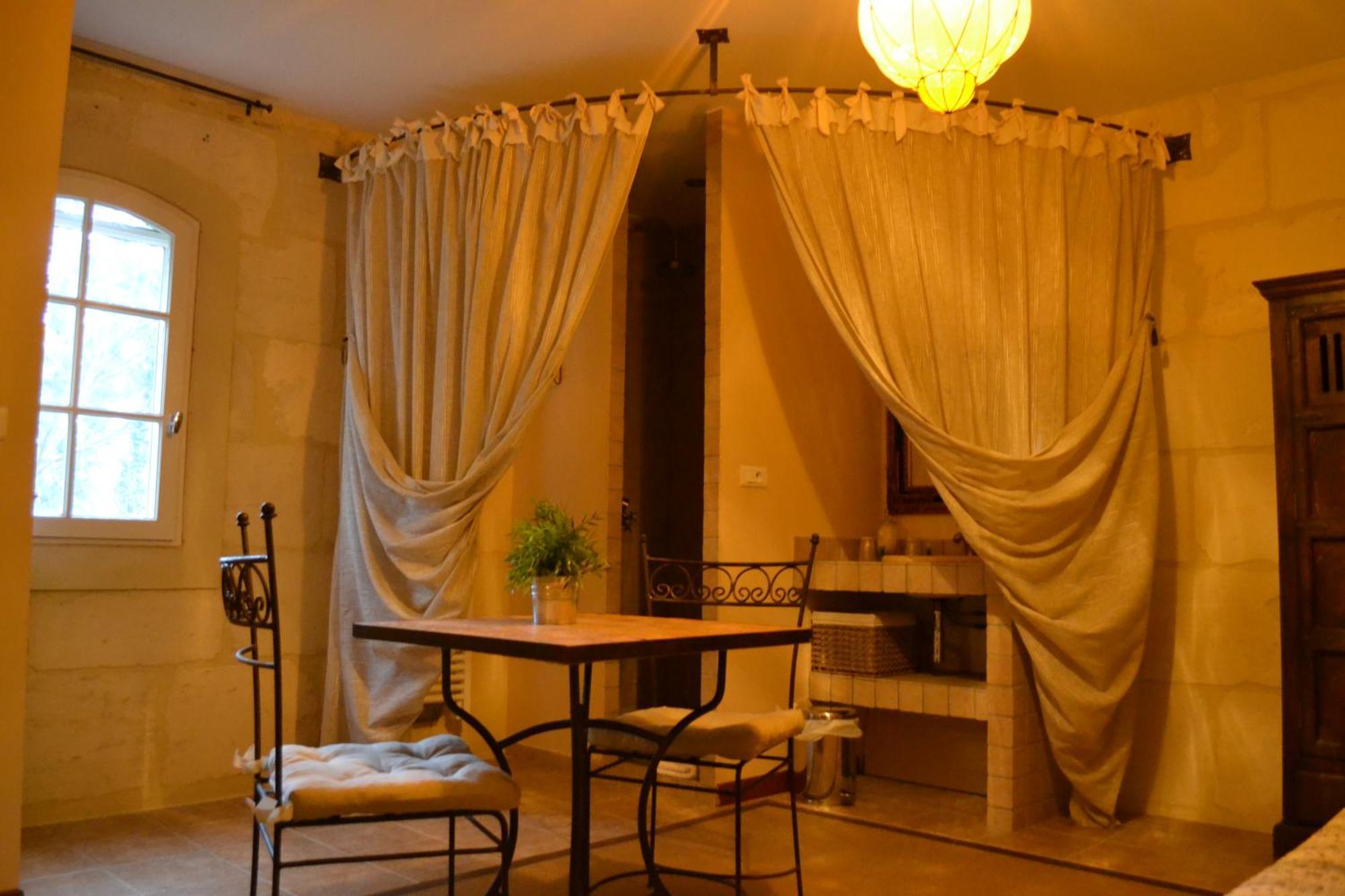 Mas Petit Prince Arles Quarto foto