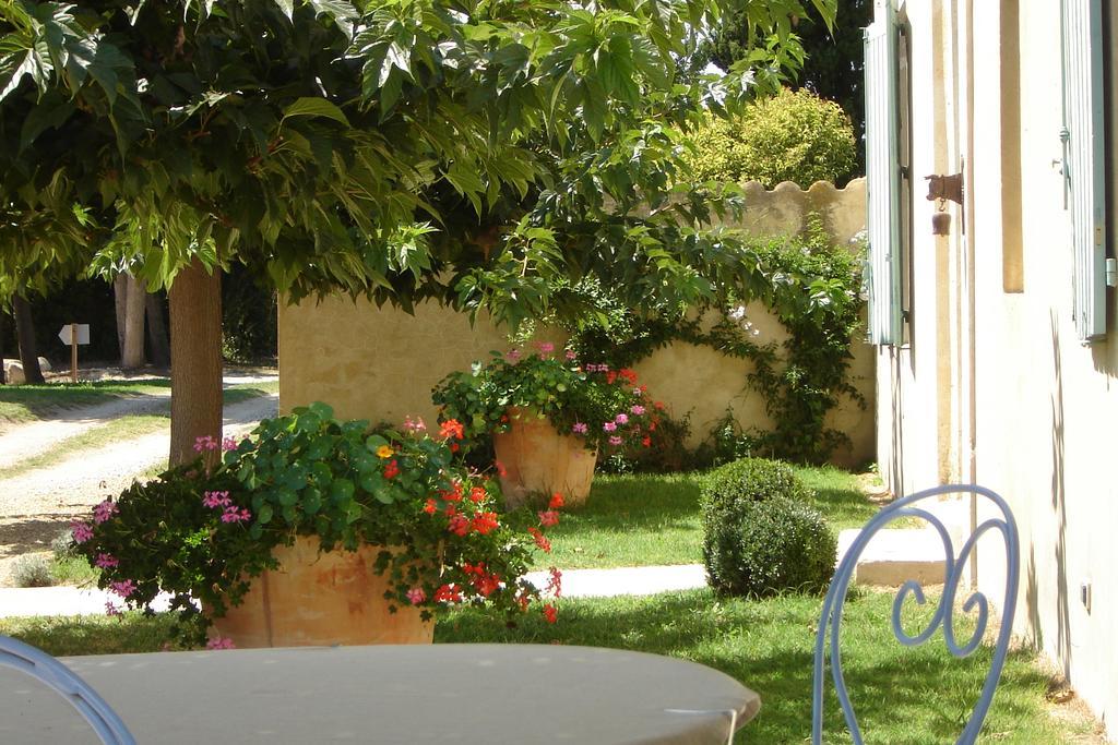 Mas Petit Prince Arles Exterior foto